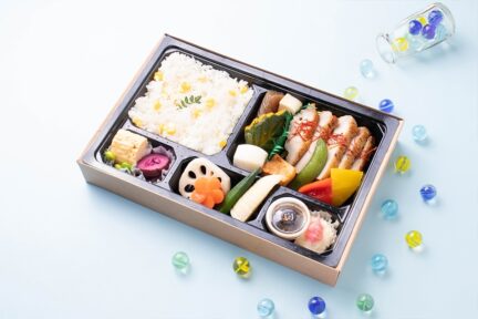 【夏限定！】【ECO容器】レモン香るチキンステーキと旬のとうもろこしご飯御膳